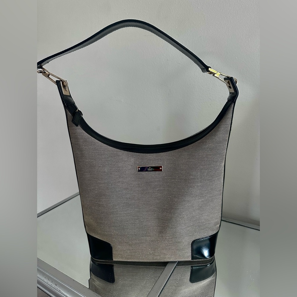 Gucci shoulder bag